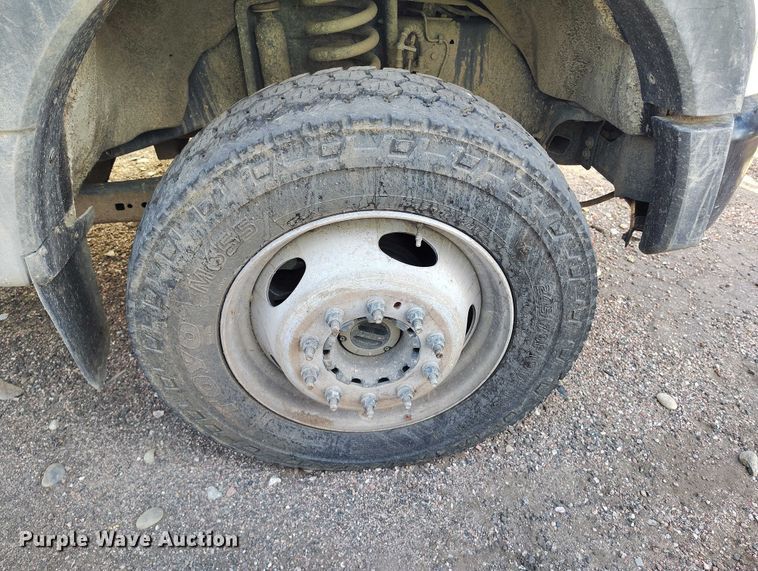 image for item YA2551 2023 Ford F600 Super Duty bucket truck