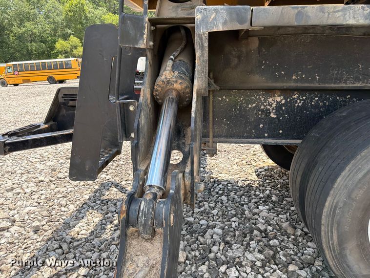 image for item YA3163 2021 Tigercat 234B log loader