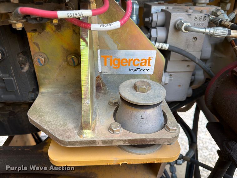 image for item YA3163 2021 Tigercat 234B log loader