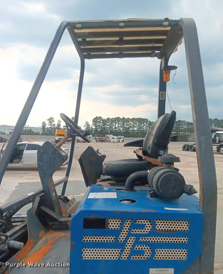 image for item YA3770 2005 Princeton PB50 forklift