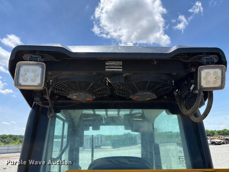 image for item YA3815 2024 JCB 3TS-8T NA tracked skid steer loader
