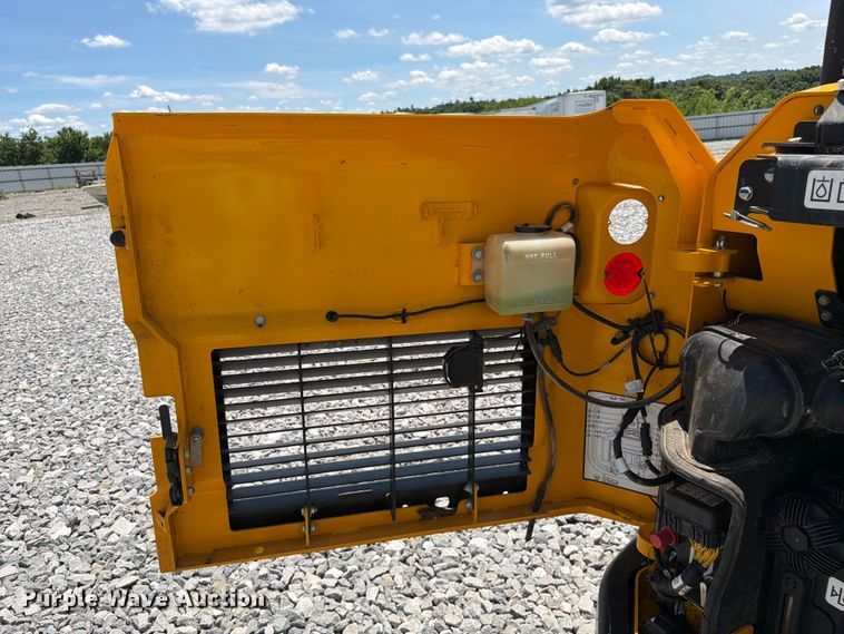 image for item YA3815 2024 JCB 3TS-8T NA tracked skid steer loader