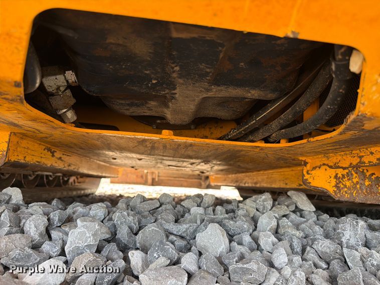 image for item YA3815 2024 JCB 3TS-8T NA tracked skid steer loader