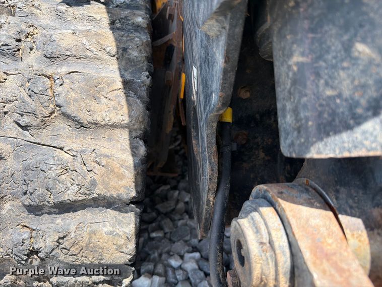 image for item YA3815 2024 JCB 3TS-8T NA tracked skid steer loader