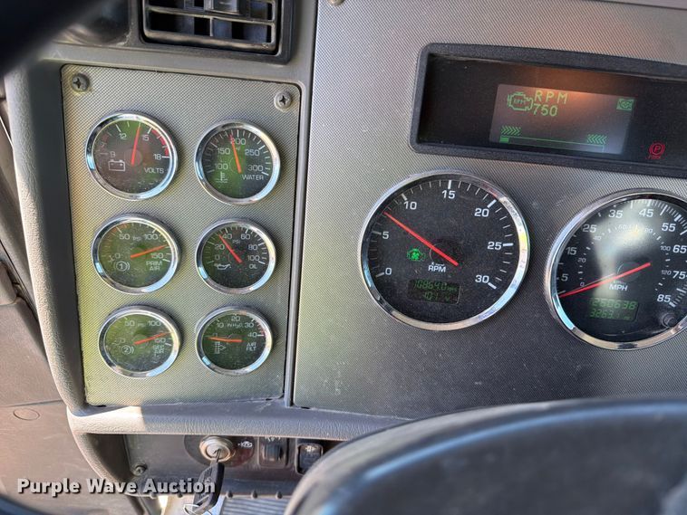 2014 Kenworth T370