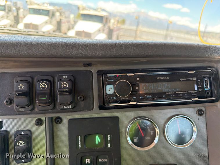 2014 Kenworth T370
