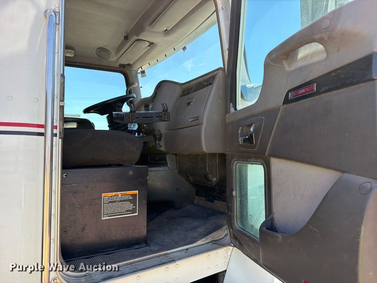 2014 Kenworth T370