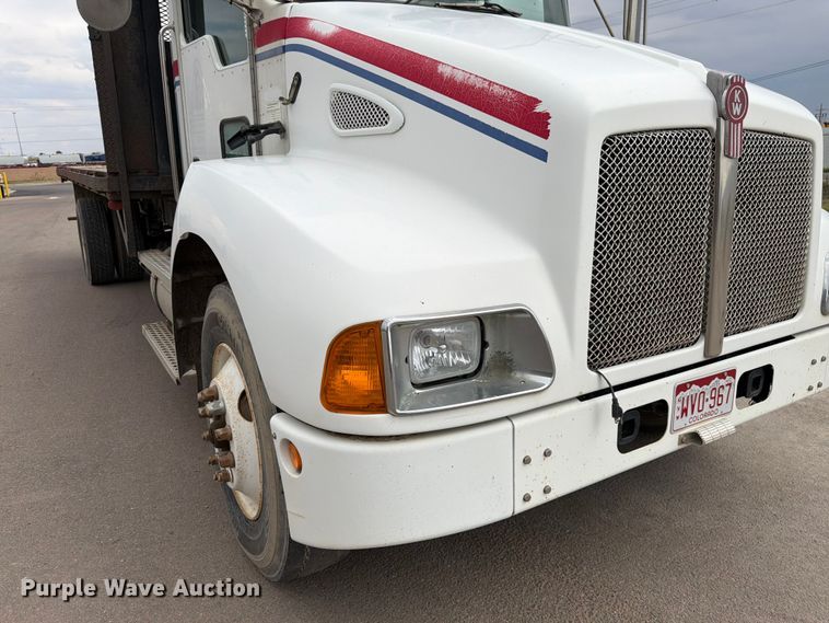 image for item YA3827 2006 Kenworth T300 flatbed truck