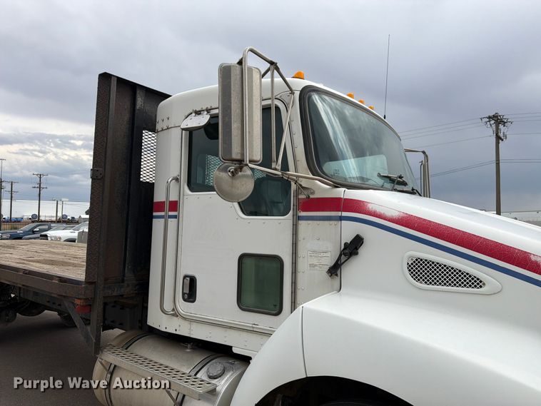 image for item YA3827 2006 Kenworth T300 flatbed truck
