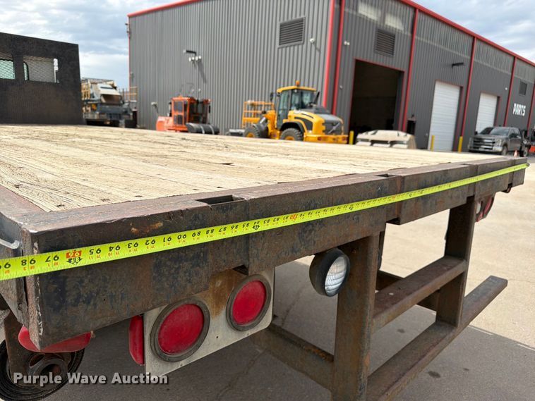 image for item YA3827 2006 Kenworth T300 flatbed truck