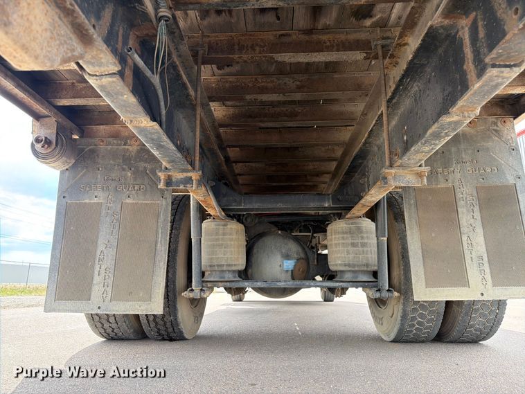 image for item YA3827 2006 Kenworth T300 flatbed truck