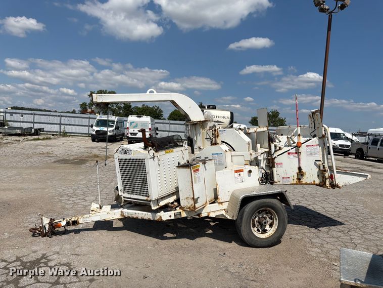 image for item YA4042 2017 Bandit 200UC wood chipper