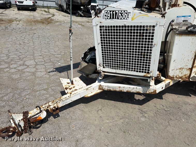 image for item YA4042 2017 Bandit 200UC wood chipper