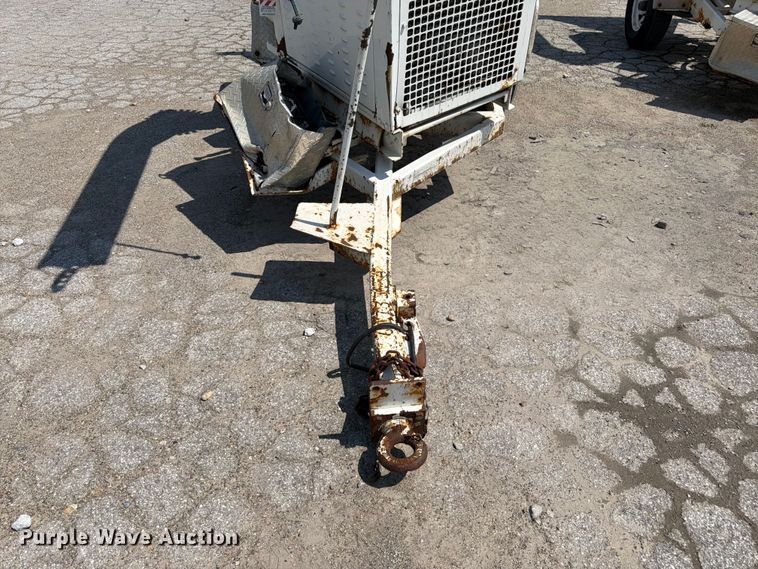 image for item YA4042 2017 Bandit 200UC wood chipper