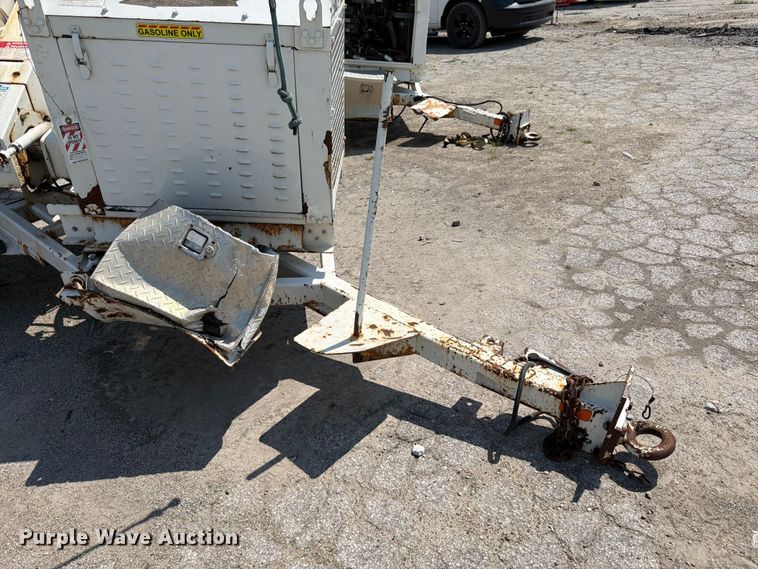 image for item YA4042 2017 Bandit 200UC wood chipper