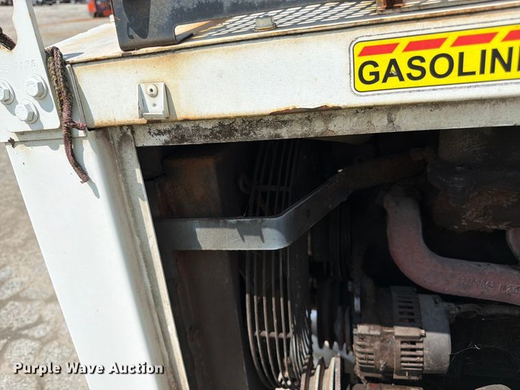 image for item YA4042 2017 Bandit 200UC wood chipper