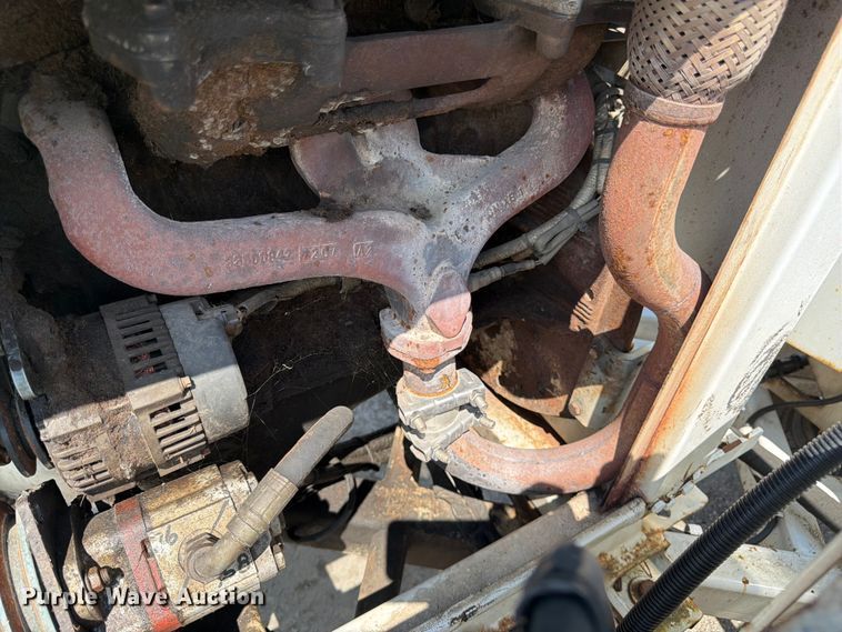 image for item YA4042 2017 Bandit 200UC wood chipper