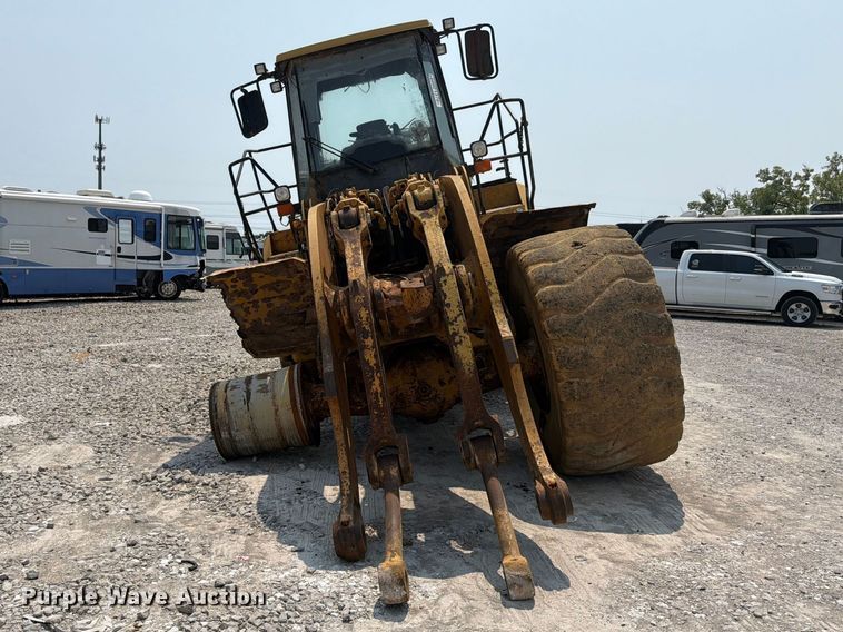 image for item YA4110 2004 Caterpillar 980G wheel loader