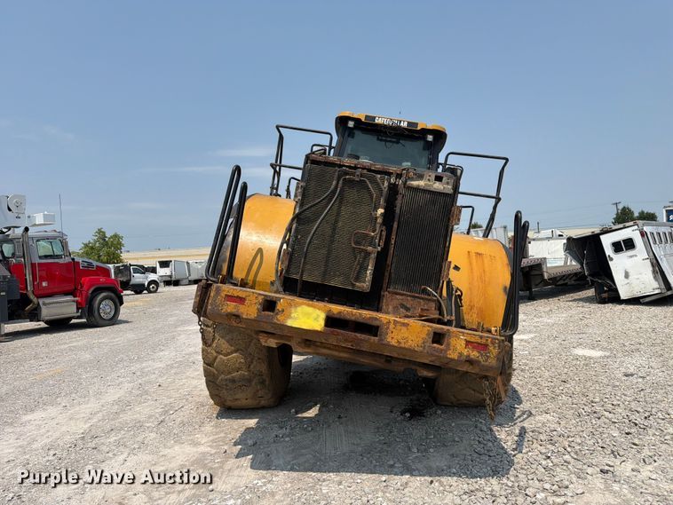 image for item YA4110 2004 Caterpillar 980G wheel loader
