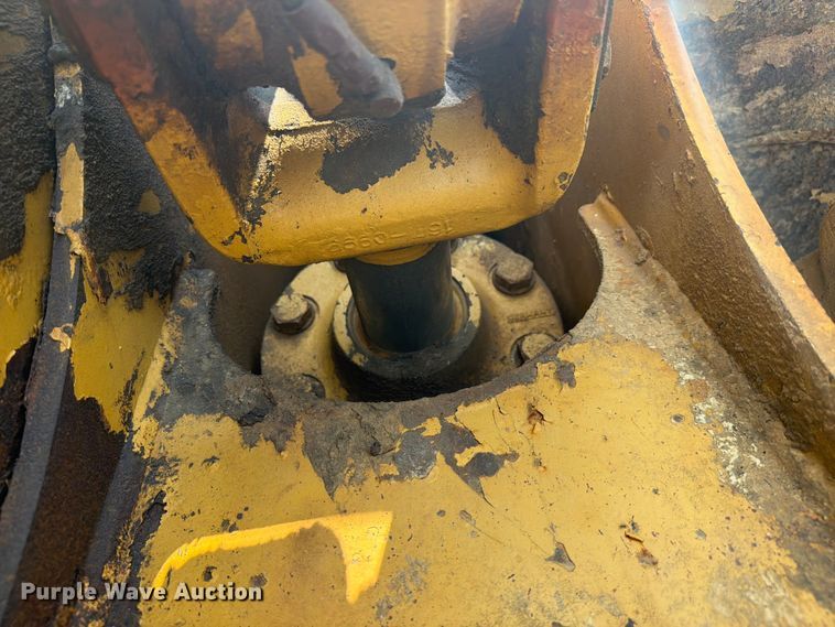 image for item YA4110 2004 Caterpillar 980G wheel loader