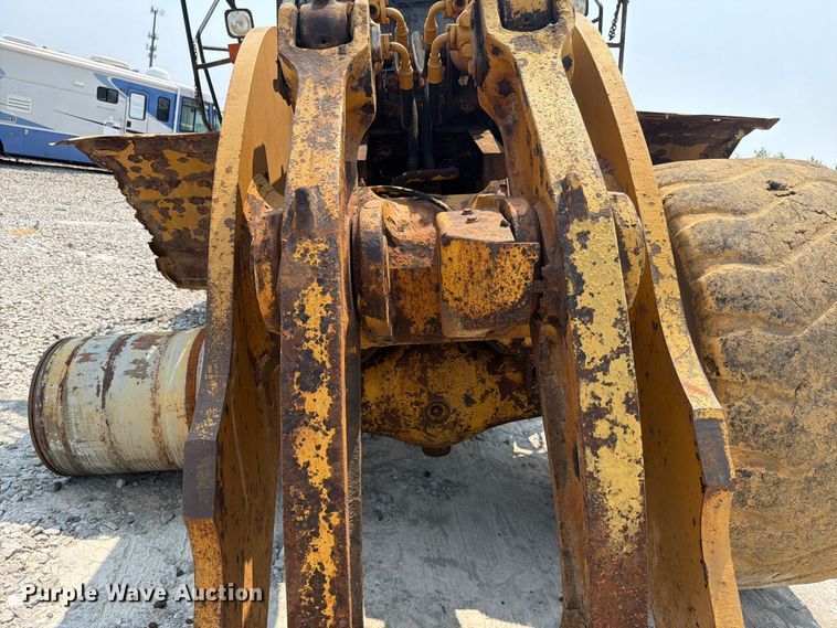 image for item YA4110 2004 Caterpillar 980G wheel loader