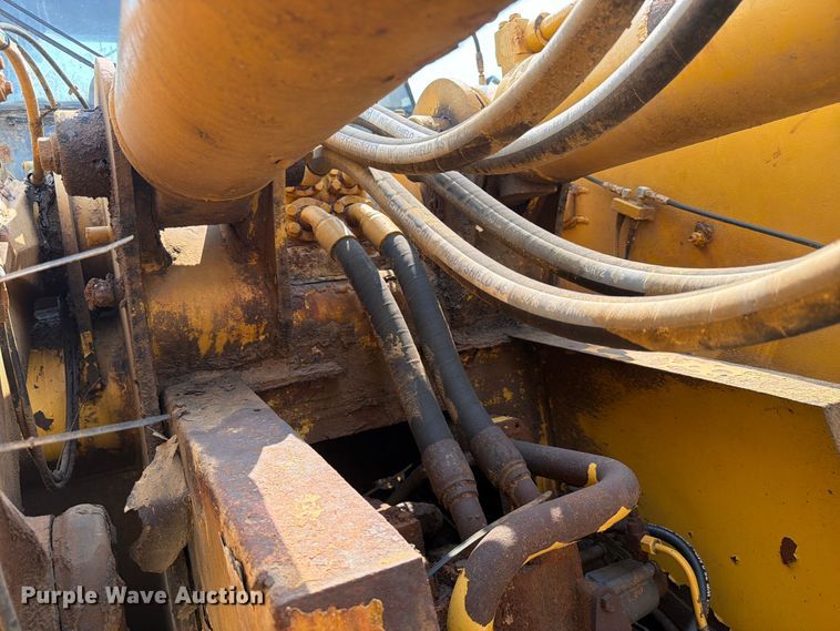 image for item YA4110 2004 Caterpillar 980G wheel loader