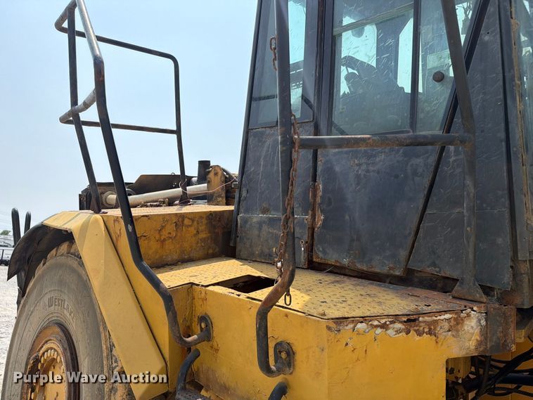 image for item YA4110 2004 Caterpillar 980G wheel loader