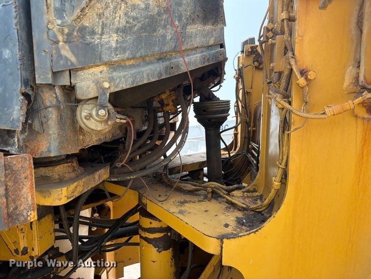 image for item YA4110 2004 Caterpillar 980G wheel loader