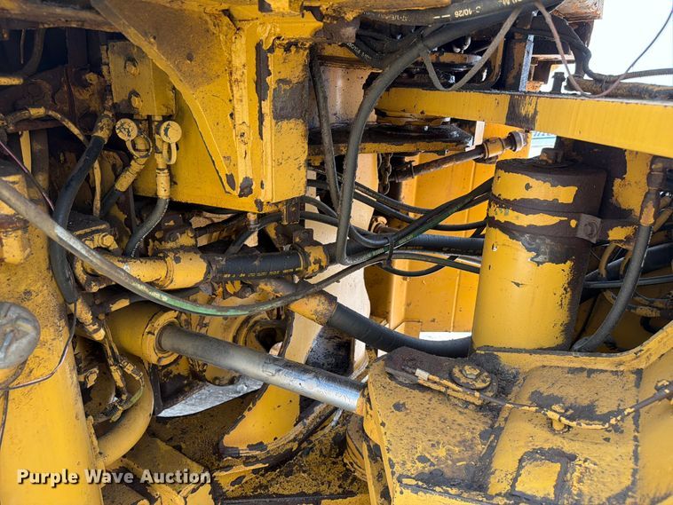 image for item YA4110 2004 Caterpillar 980G wheel loader