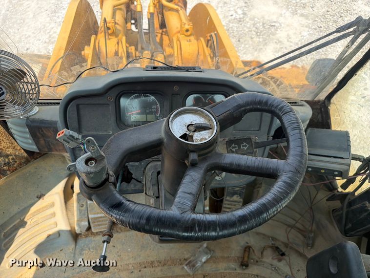 image for item YA4110 2004 Caterpillar 980G wheel loader