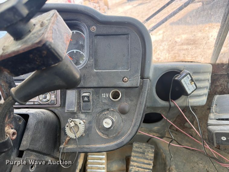 image for item YA4110 2004 Caterpillar 980G wheel loader