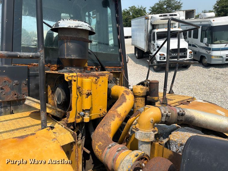 image for item YA4110 2004 Caterpillar 980G wheel loader