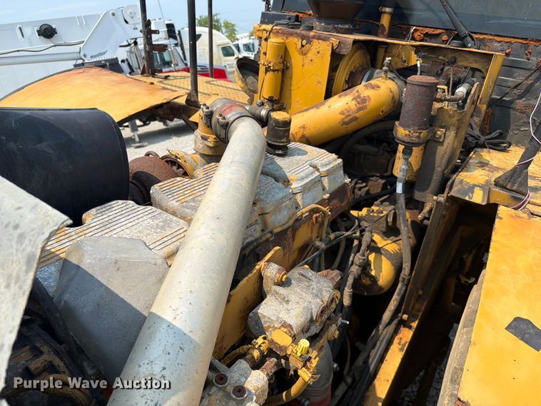 image for item YA4110 2004 Caterpillar 980G wheel loader