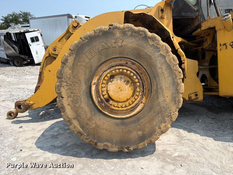 image for item YA4110 2004 Caterpillar 980G wheel loader