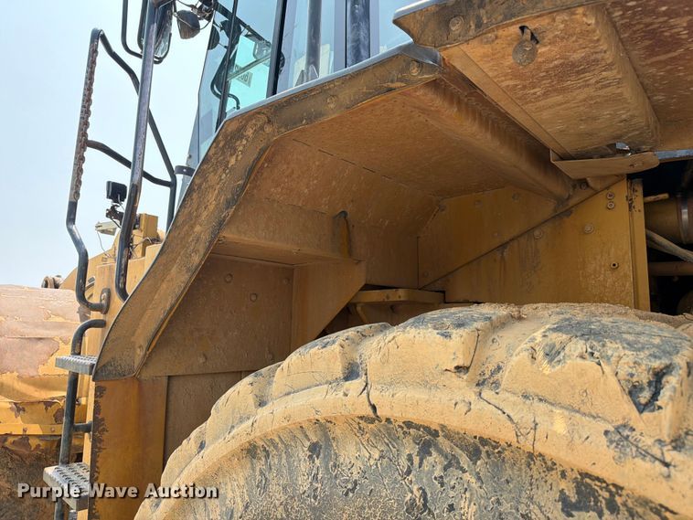 image for item YA4112 2005 Caterpillar 980G wheel loader