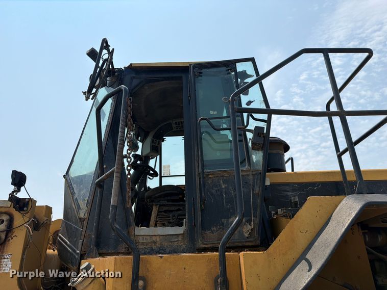 image for item YA4112 2005 Caterpillar 980G wheel loader