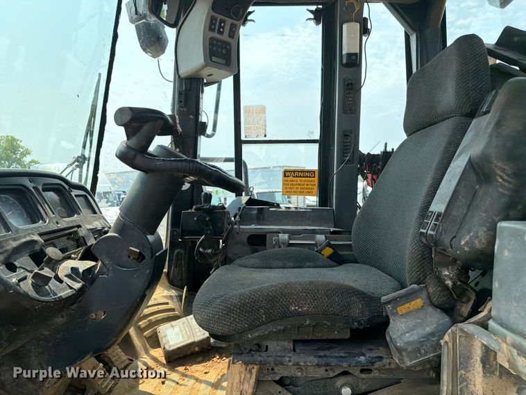 image for item YA4112 2005 Caterpillar 980G wheel loader