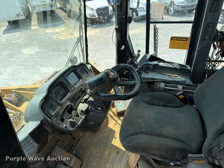 image for item YA4112 2005 Caterpillar 980G wheel loader