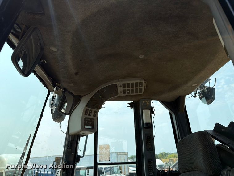 image for item YA4112 2005 Caterpillar 980G wheel loader