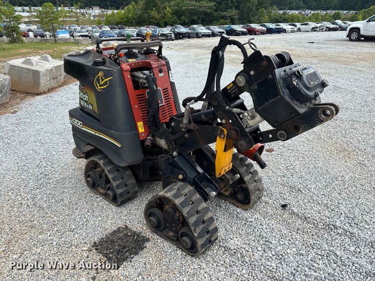 image for item YA4121 2021 Ditch Witch R300 cable plow