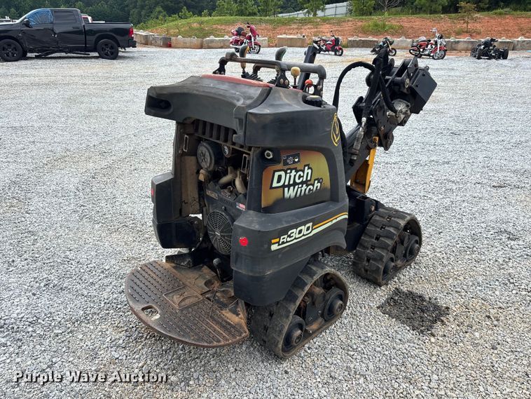 image for item YA4121 2021 Ditch Witch R300 cable plow