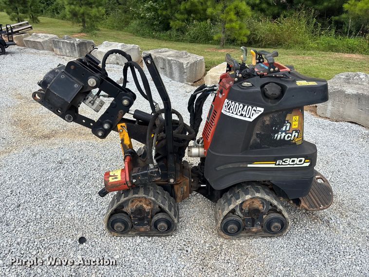 image for item YA4121 2021 Ditch Witch R300 cable plow