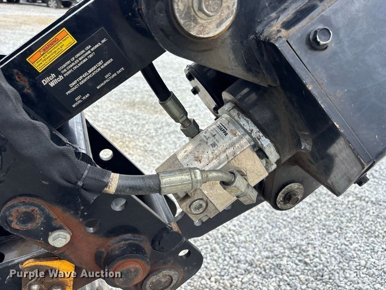 image for item YA4121 2021 Ditch Witch R300 cable plow