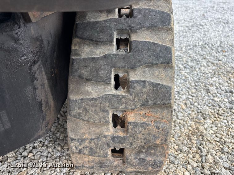 image for item YA4121 2021 Ditch Witch R300 cable plow