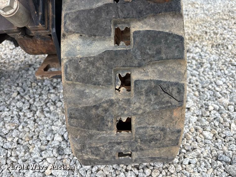 image for item YA4121 2021 Ditch Witch R300 cable plow