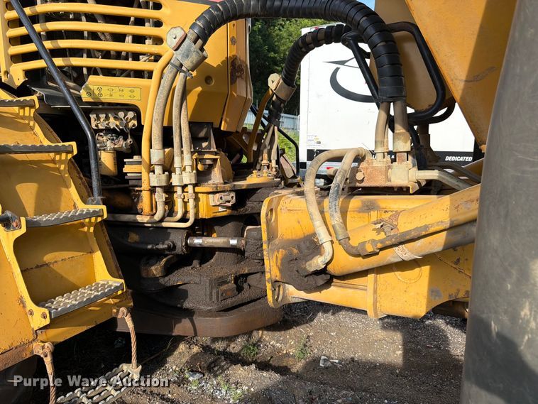 image for item YA4163 2005 Caterpillar 735 articulated haul truck