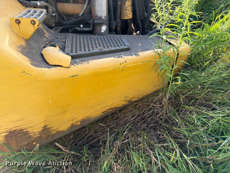 image for item YA4163 2005 Caterpillar 735 articulated haul truck
