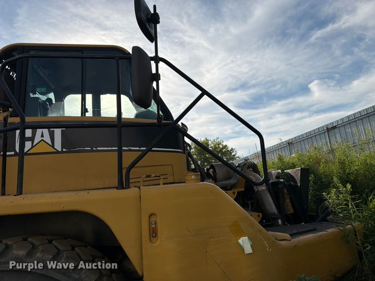 image for item YA4163 2005 Caterpillar 735 articulated haul truck