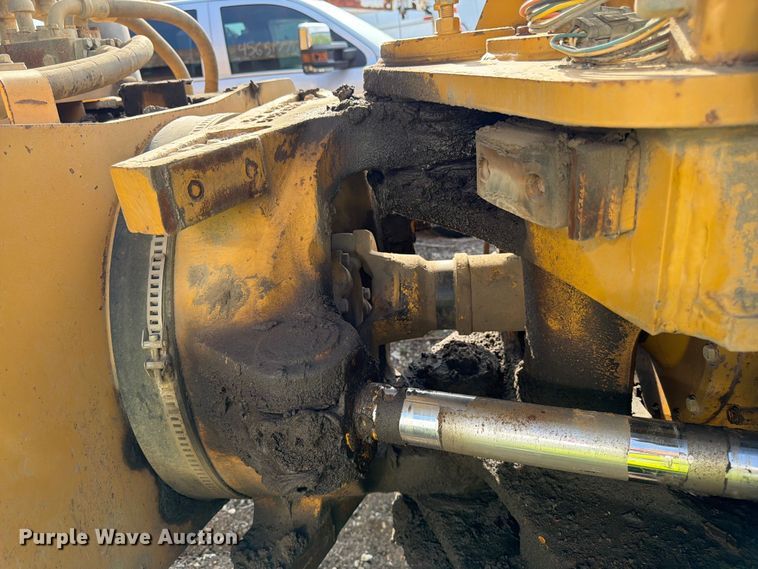 image for item YA4163 2005 Caterpillar 735 articulated haul truck