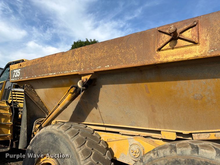 image for item YA4163 2005 Caterpillar 735 articulated haul truck